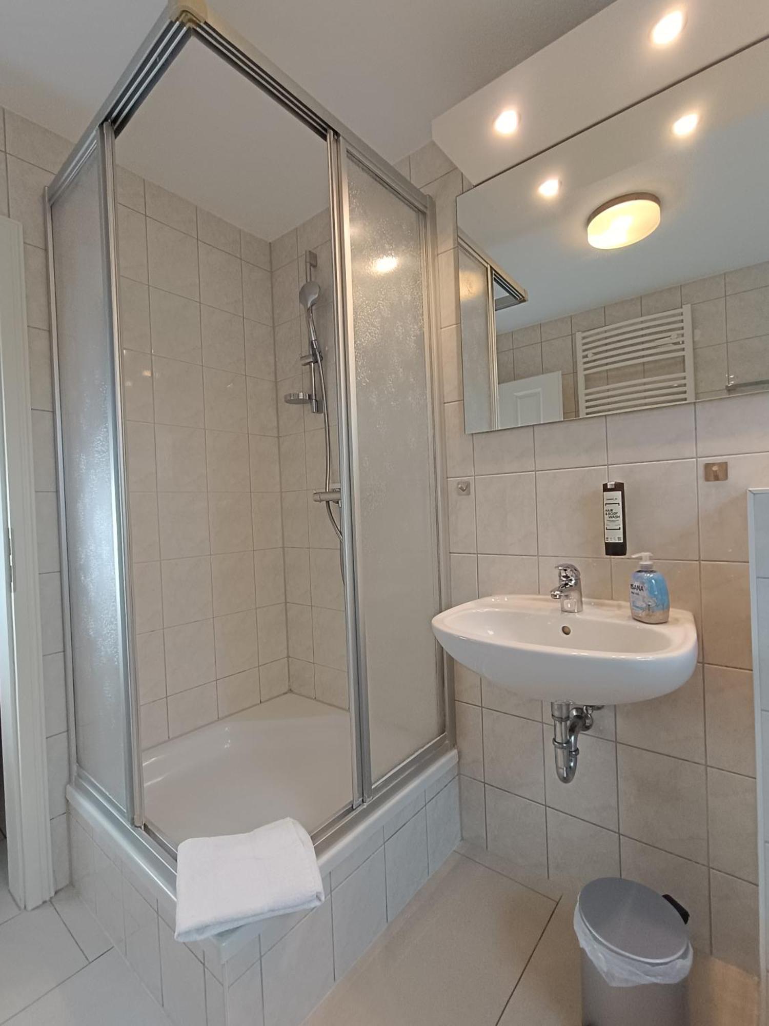 Haus Nemo - Appartement 5, Gemuetliches Appartement Mit Strandkorb, Strandnah 50 M Heringsdorf  Exteriér fotografie